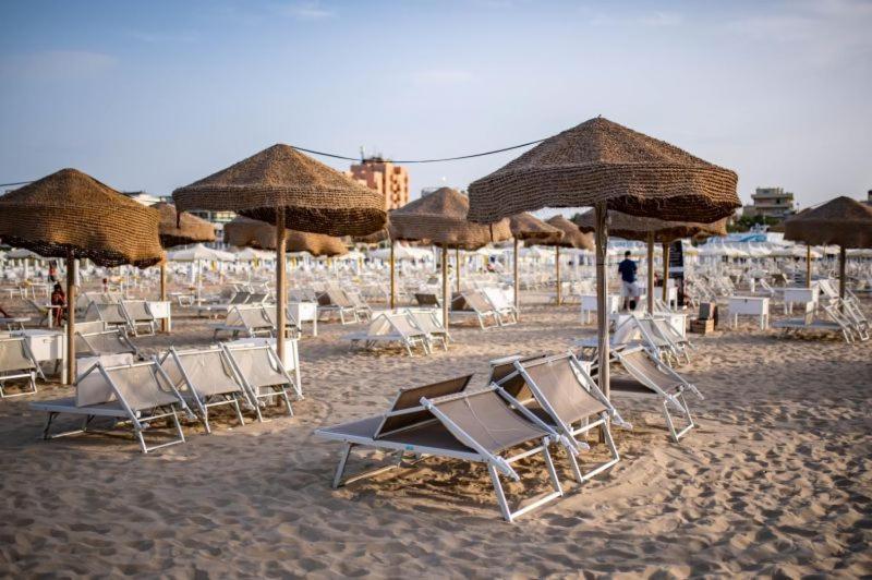 Due Gemelle Rimini Exterior foto
